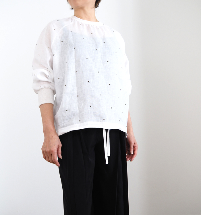 Squady スカディ ドット刺繍リネンプルオーバーシャツ 日本製