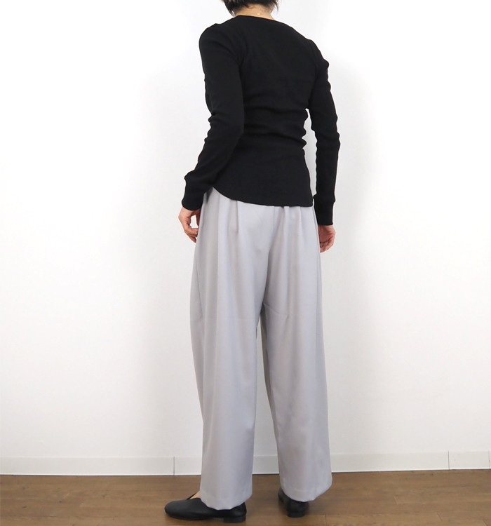 MIDIUMISOLID ミディウミソリッド Vネック ヘンリーネックリブプルオーバー