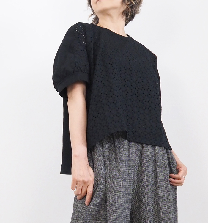 MidiUmi ミディウミ フロントレースプルオーバーブラウス レディース