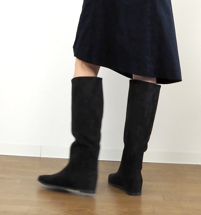 歩く後ろ姿の着用イメージ