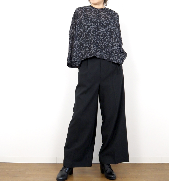 mizuiro ind ミズイロインド フラワープリント ワイドプルオーバー ブラック系