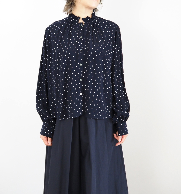 MidiUmi ミディウミ ドット柄フリルシャツ ipeker生地 レディース