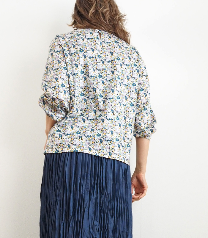 sosotto ソソット 半袖Tシャツ リバティプリント クルーネックレディース sosotto ソソット LIBERTY刺繍Tシャツ プレーティング天竺