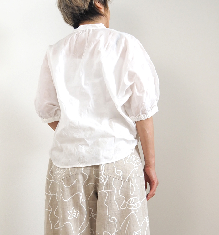 NARU ナルファクトリー 塩縮ランダムドットシャツ 綿ローン レディース 軽量 羽織り