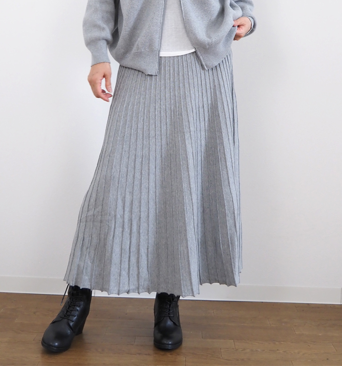 Boutique Ordinary ブティークオーディナリー プリーツ風ニット