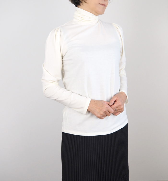 Boutique Ordinary ブティークオーディナリー ドローネックプルオーバー 機能素材