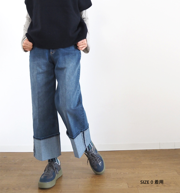 SIZE0着用 スニーカーとのコーディネート