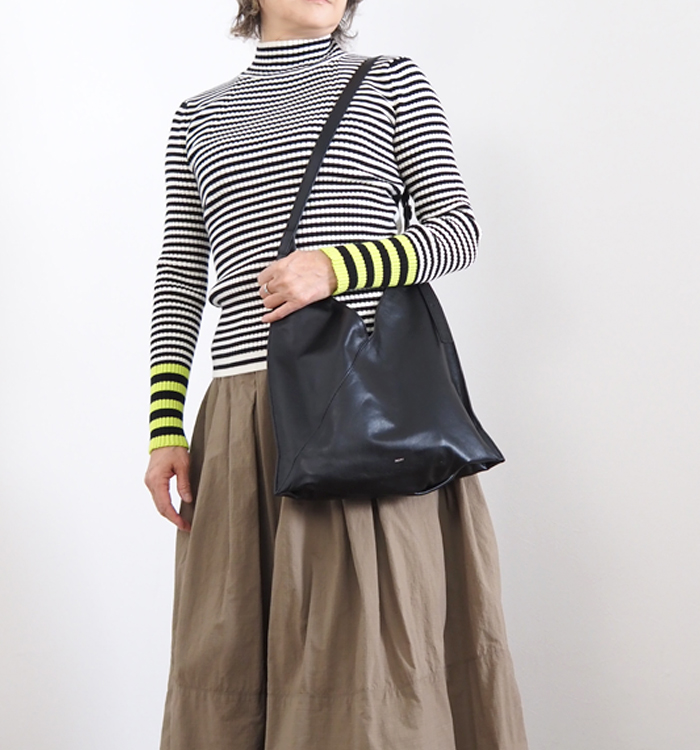 INCIPIT インキピット 本革ショルダーバッグ レディース