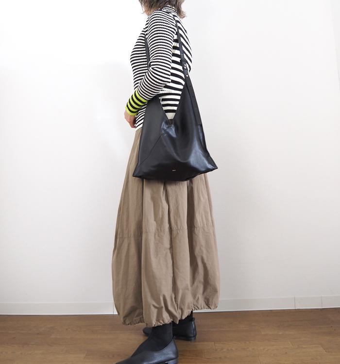 INCIPIT インキピット 本革ショルダーバッグ レディース