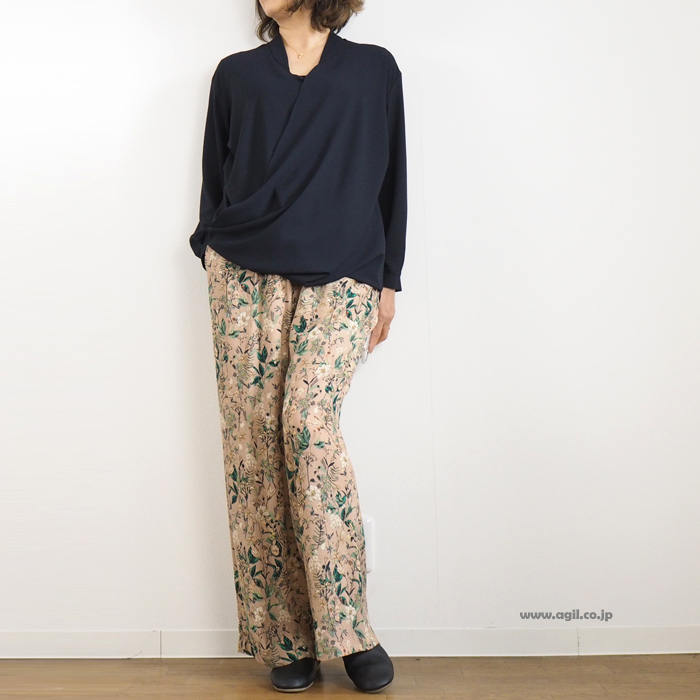 isato design works イサトデザインワークス カシュクールブラウス フロントドレープ ネイビー レディース
