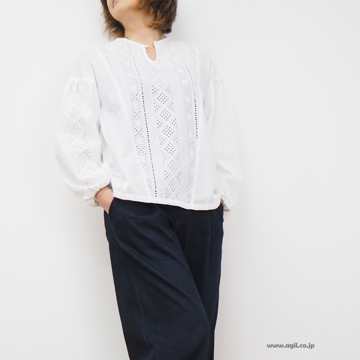 isato design works イサトデザインワークス ペサントスリーブ レースブラウス レディース