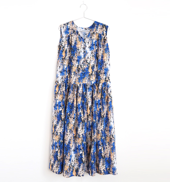 Liyoca リヨカ ノースリーブロングワンピース 花柄プリント レディース